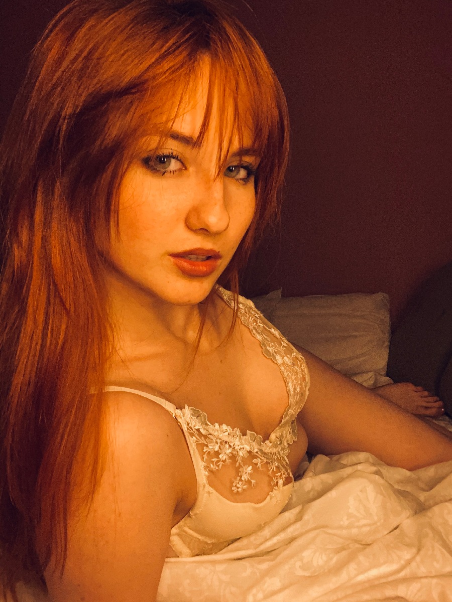 A playful frame from Nata — online in Dresden