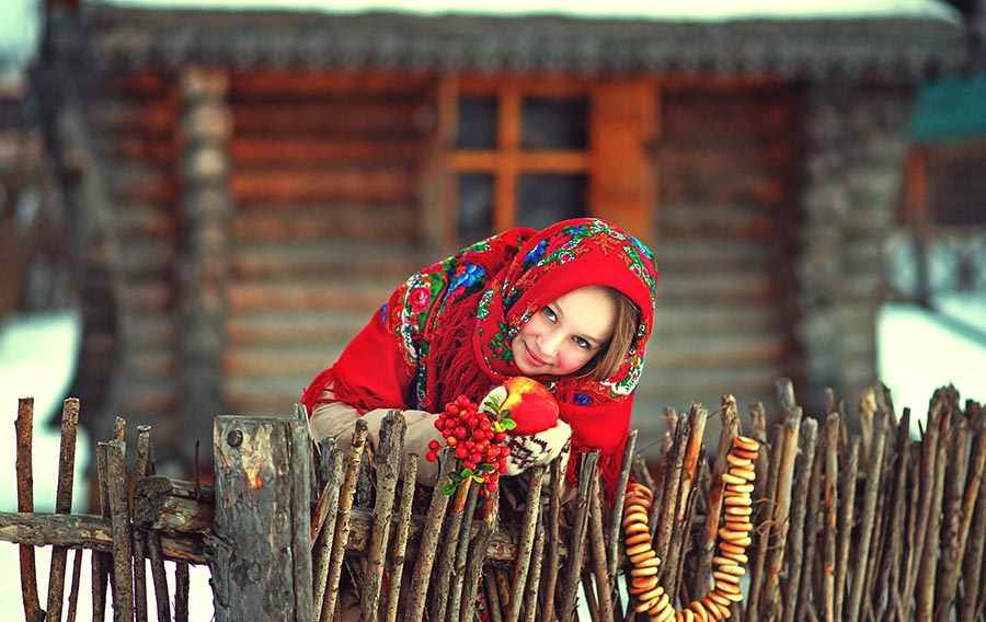 Sexy girl Women in Slavic costumes in Dresden