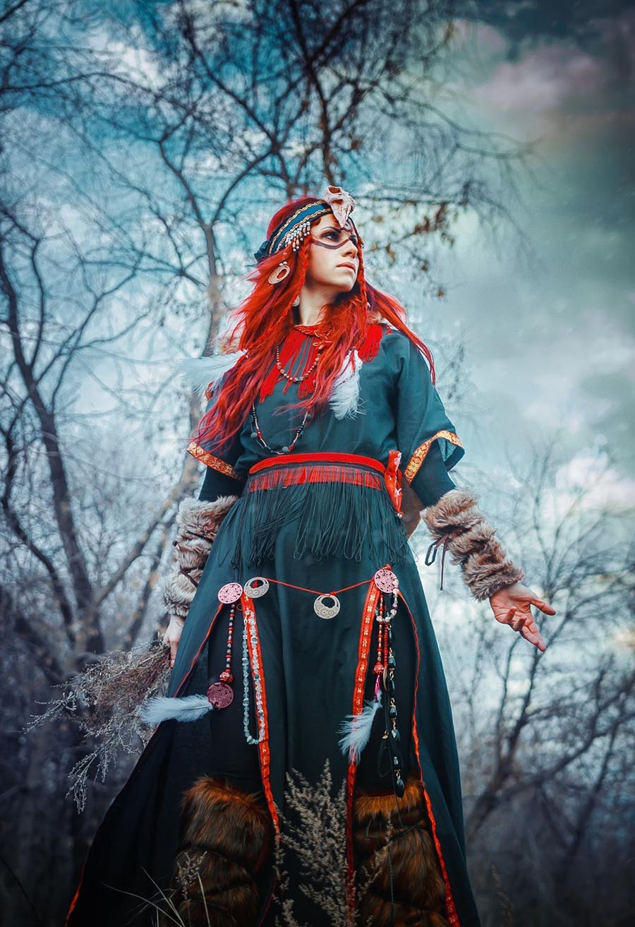 Girls in Slavic costumes underwear in Dresden